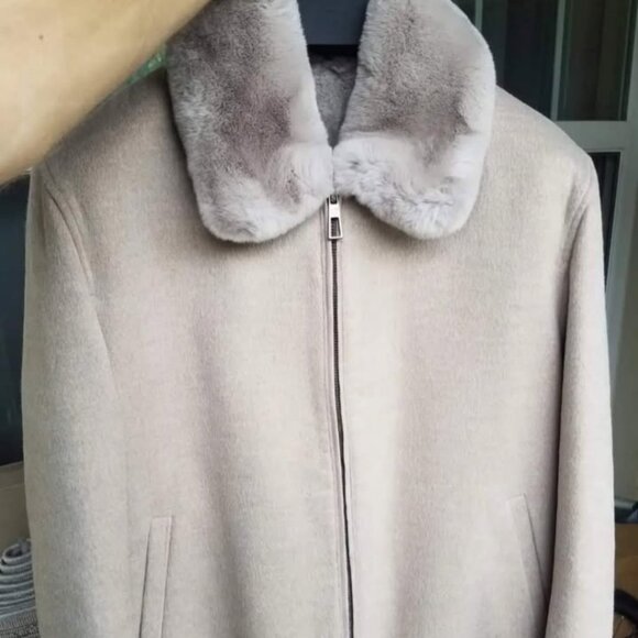 Mens 100% cashmere jacket w/rabbit fur collar + interior body